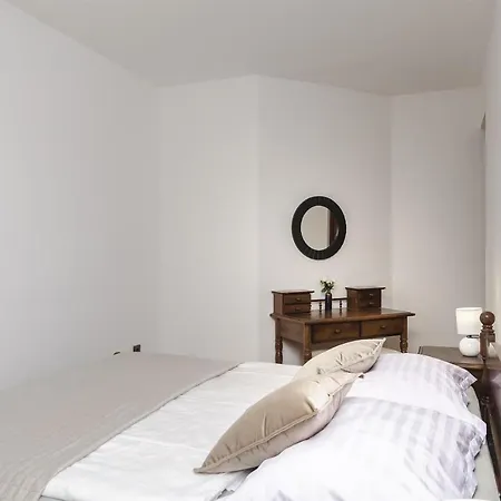 Apartments Little Spring Apartman