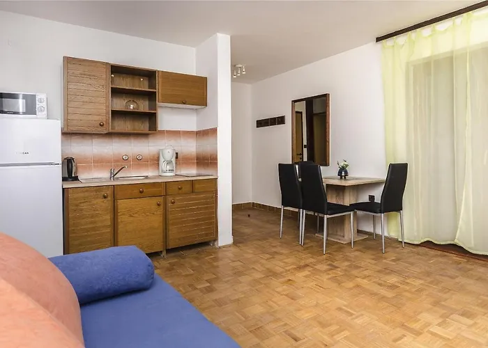 Little Spring * Βόντιτσε