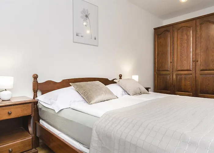 Little Spring Βόντιτσε