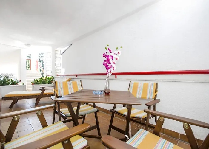 Little Spring * Βόντιτσε